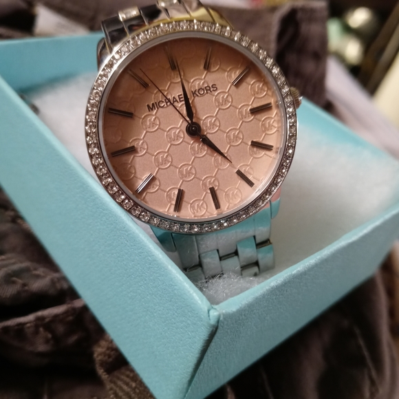 Women's mk watch - Picture 4 of 11